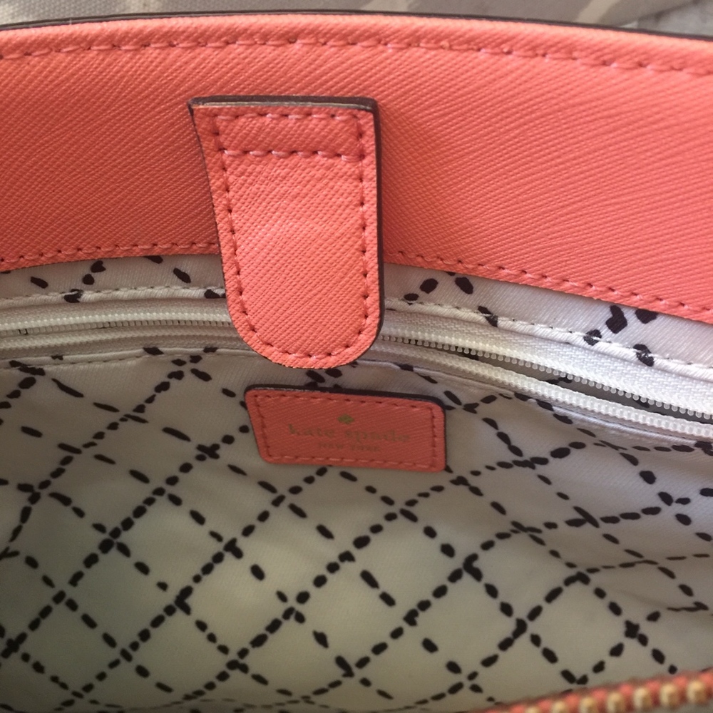 EUC Kate Spade Cove Street Provence in Guava - Picture 8 of 8